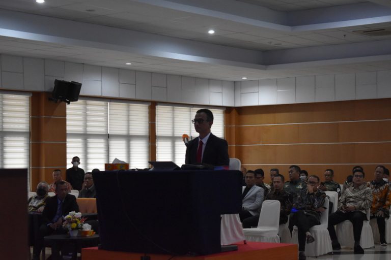 Teliti Kepemimpinan dan Kinerja Militer, Andrey Satwika Yogaswara Raih Gelar Doktor Manajemen Pada Fakultas Pendidikan Ekonomi dan Bisnis Universitas Pendidikan Indonesia