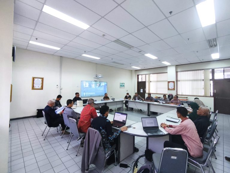 Hadirkan Praktisi Hingga Pakar Matematika, Mahasiswa Doktoral Pendidikan Matematika UPI Gelar Forum Group Discussion (FGD)