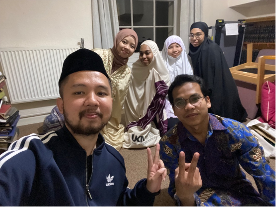 Memaknai Bulan Puasa di Negeri Tiga Singa