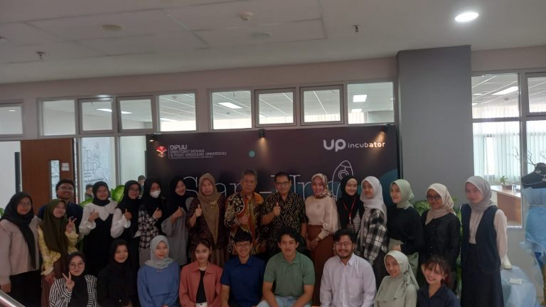 Direktorat Inovasi dan Pusat Unggulan Universitas Selenggarakan Pelatihan Start Up Ekonomi Kreatif Batch 3 Kategori Ekonomi Kreatif Berbasis Fashion dan Design