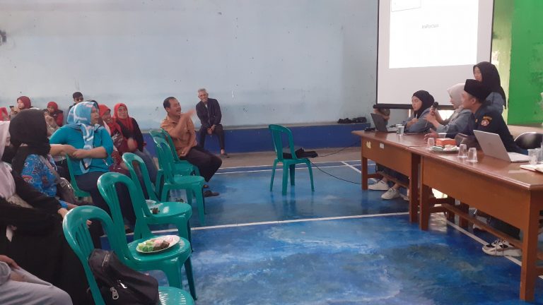 Tim PPK D’KrestUPI Kampus Tasikmalaya Sosialisasikan Taman Budaya “ TANDORA”