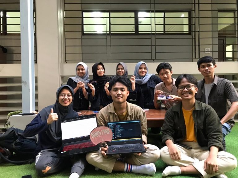 Menginspirasi!! Mahasiswa Fisika FPMIPA UPI Raih Medali Emas dan Perak di Ajang International Invention and Innovative Competition (InIIC) Series 1/2023 Malaysia