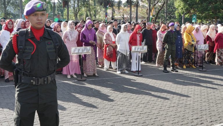 Resimen Mahasiswa Batalyon XI UPI/RP Memimpin Upacara Peringatan Hari Kemerdekaan di Universitas Pendidikan Indonesia Tahun 2023