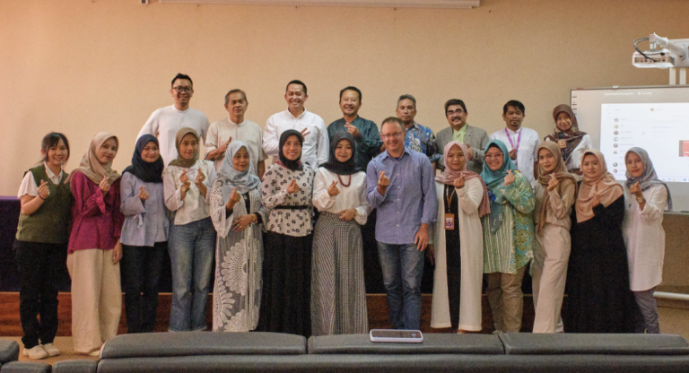 Gelar Workshop Semiotik Prodi Bahasa dan Sastra Indonesia FPBS UPI Undang Profesor dari New Bulgarian University