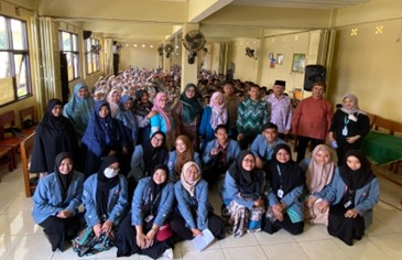 Seminar Mahasiswa KKN Tematik UPI: Remaja Peduli Stunting (REPTING)