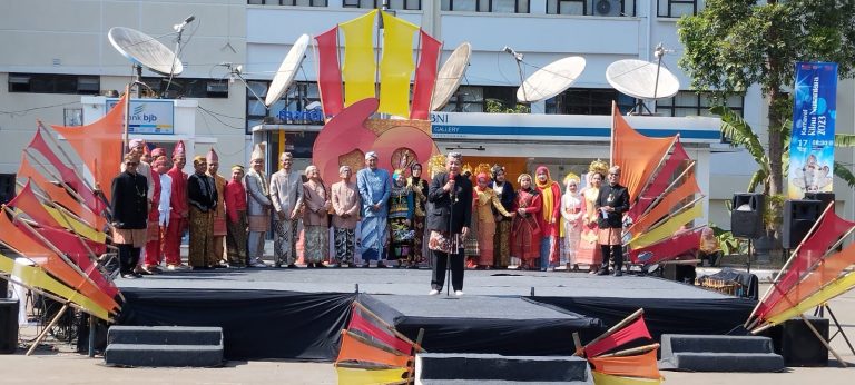 UPI Gelar Karnaval Kilau Nusantara