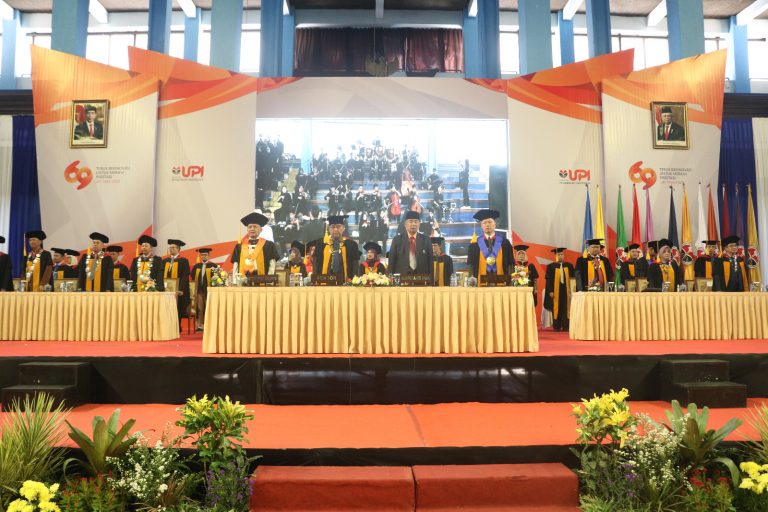 Luluskan Mahasiswa Internasional, UPI Terus Berbenah untuk Tingkatkan Layanan Pendidikan