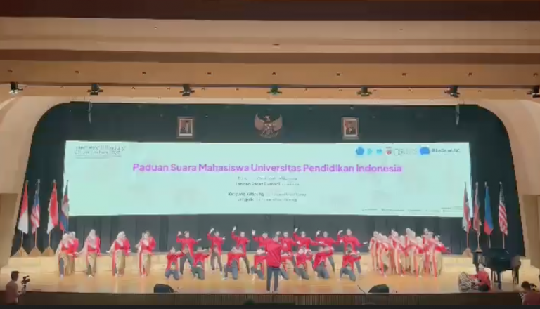 Paduan Suara Mahasiswa UPI Raih Medali Emas di 3rd International Bandung Choral Festival 2023