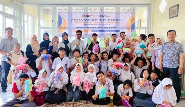 Peduli Anak Berkebutuhan Khusus, Kelurahan BPI UPI 2.0 Laksanakan Bakti Sosial