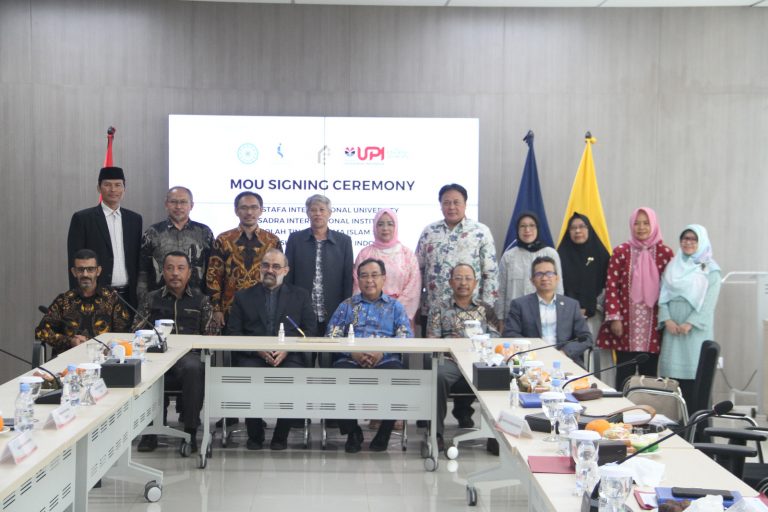 PENANDATANGANAN MOU DAN BEDAH BUKU