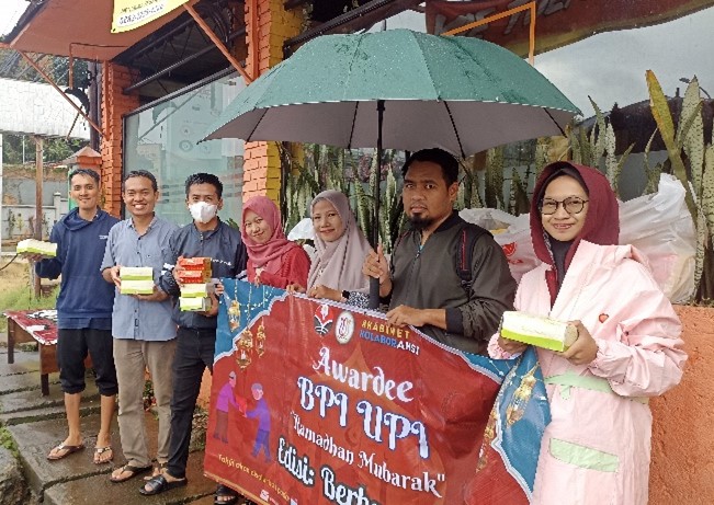 KolaborAksi BPI UPI 3.0: Sukses Gelar Ramadan Feast dan Berbagi Takjil