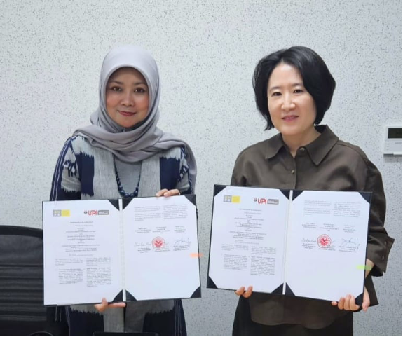 Perkuat Program Internasionalisasi, Sekolah Pascasarjana UPI dan  Busan University of Foreign Studies Tandatangani Kerjasama International Bidang Pengajaran BIPA