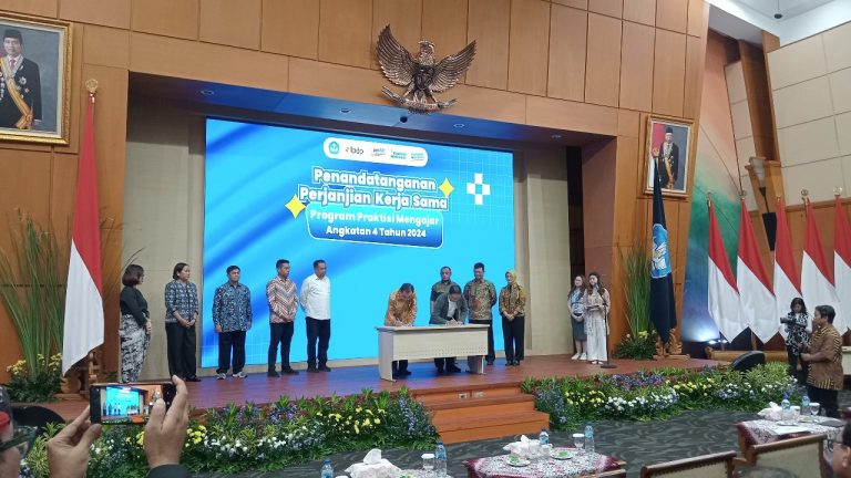 UPI Menandatangani PKS Program Praktisi Mengajar Angkatan 4 Tahun 2024 Kemendikbudristek. Mengelola 146 Kelas Kolaborasi dengan Total Pembiayaan 1,85 M