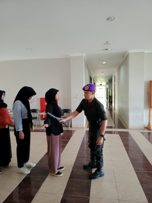 Pengamanan UTBK SNBT 2024 Melatih Kedisiplinan Anggota Menwa YON XI/UPI/RP