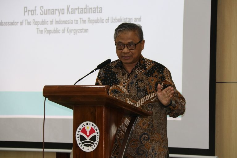 In Memoriam Prof. Dr. H. Sunaryo Kartadinata, M.Pd., “UPI Adalah Sebuah Pilihan”
