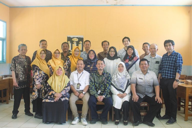 Wujudkan Satuan PNF yang Berkualitas, Kelompok PkM Pendidikan Masyarakat Mengadakan Pelatihan Peningkatan Kompetensi Bagi Para Penilik di Kab. Sukabumi