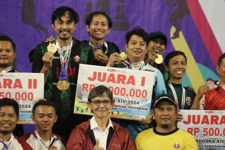 FPMIPA Cetak Sejarah, Juara Futsal PORDOSKA XIV UPI 2024