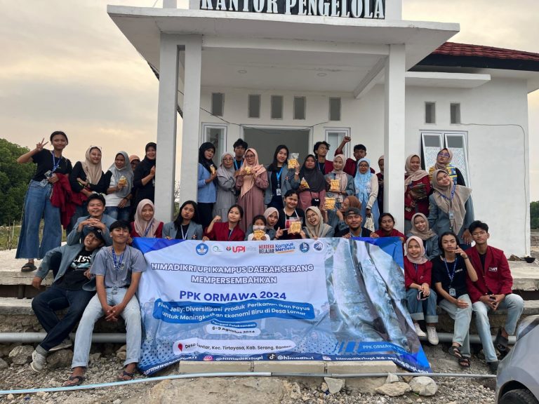 InovasiHIMADIKRI Membuat “Fish Jelly” dari Ikan Payus. Upaya Diversifikasi Produk Perikanan untuk meningkatkan Ekonomi Biru di Desa Lontar