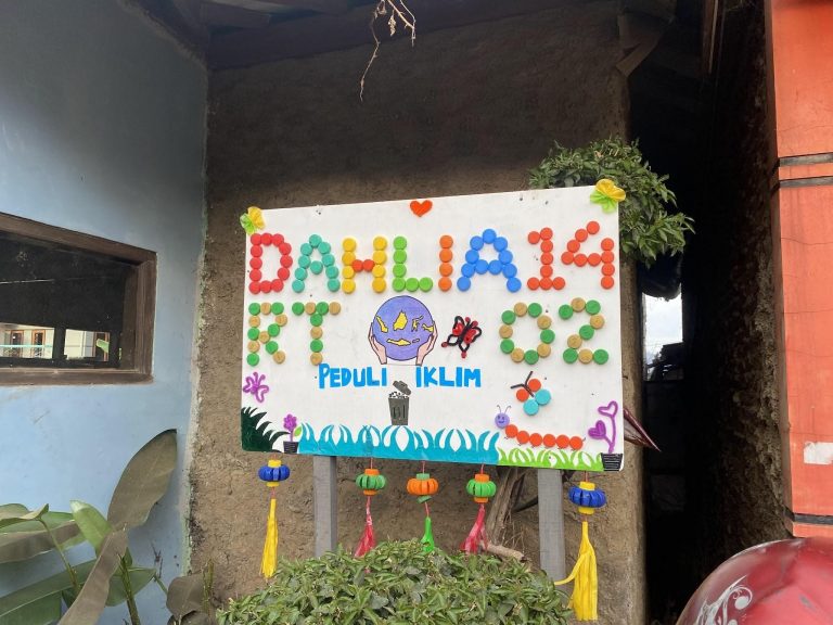 Tim PPK Ormawa UKM LEPPIM UPI 2024 Memperingati Dirgahayu Ke-79 RI dengan Lomba Ramah Lingkungan