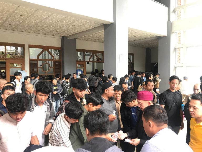 Jumat Berbagi Kelurahan BPI 3.0: Aksi Nyata Kepedulian untuk Sesama