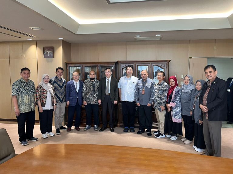 A New Chapter in Global Education: UPI and JAIST Join Forces for Research and Educational Advancement