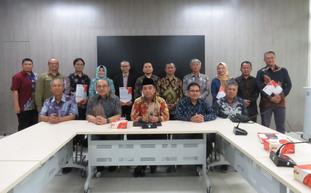 Lima Dosen UPI Terima SK Guru Besar: Energi Baru dalam Riset dan Publikasi Ilmiah