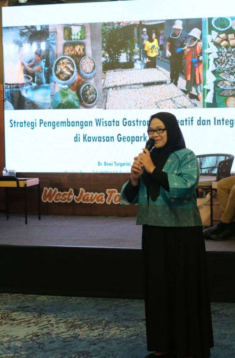 Dosen SPs UPI Paparkan Strategi Strategi Pengembangan Wisata Gastronomi Kreatif dan Integratif di Kawasan Geopark Ciletuh Kabupaten Sukabumi