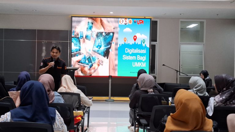 FPEB UPI dan FEB UGM Selenggarakan Pelatihan SIDEK Edu dan SIDEK ERP Bagi Guru dan UMKM di Provinsi Jawa Barat