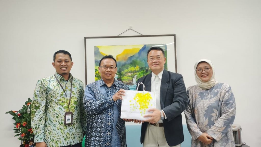 Mempererat Sinergi Global: Dekan FIP dan Tim Kunjungi National Taiwan Normal University Demi Kolaborasi Pendidikan Berkualitas