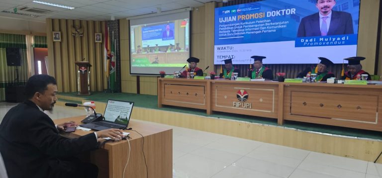 Kepala Seksi TV dan Radio Kantor Humas UPI Raih Gelar Doktor