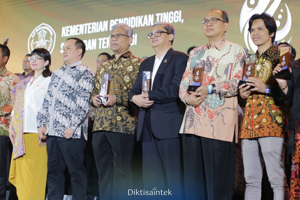 Kantor Humas UPI Pertahankan Gold Medal dalam Anugerah Diktisaintek 2024