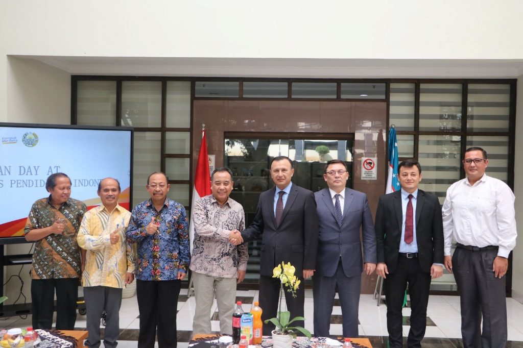 The Embassy of Uzbekistan Visitation to UPI: Commemorating Uzbekistan’s Constitution Day and Strengthening Cross-Cultural Partnership