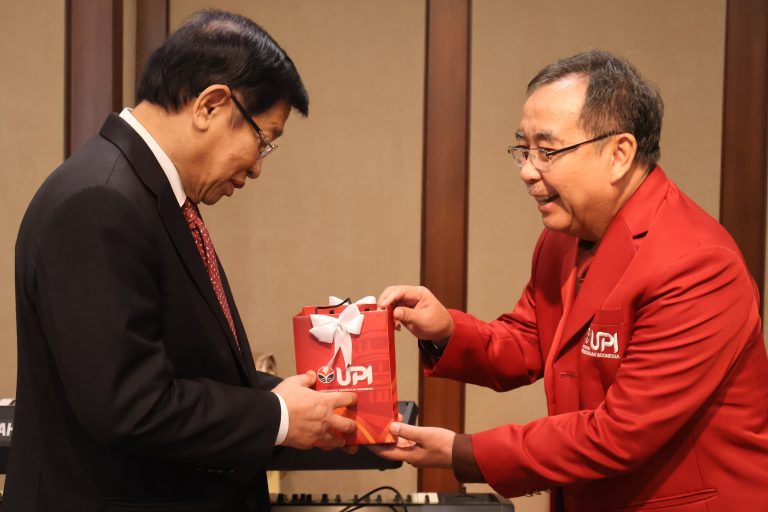 Pimpinan UPI Hadiri Acara Pisah Sambut MWA periode 2020-2025 dan MWA periode 2025-2030