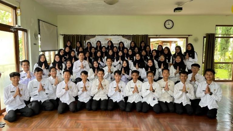 Hangat dan Penuh Makna, Riung Mungpulung PROBUMSIL UPI Tahun Bakti XVIII Sukses Memperkuat Silaturahmi