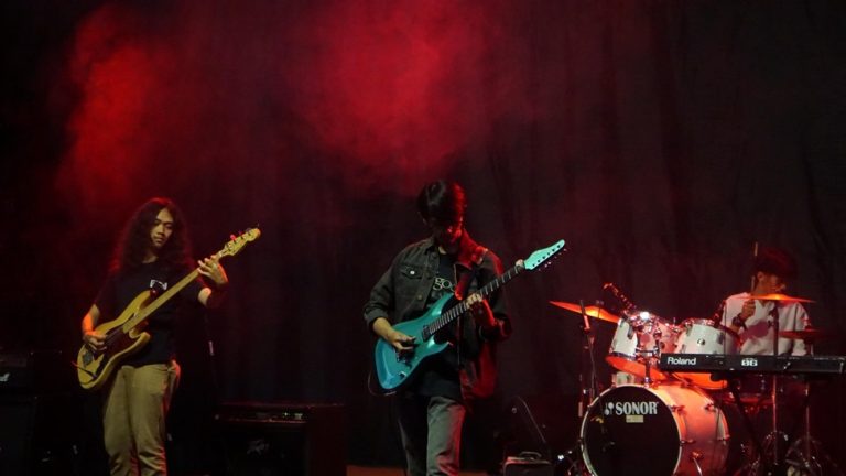 Mahasiswa Musik FPSD UPI Tampil Memukau