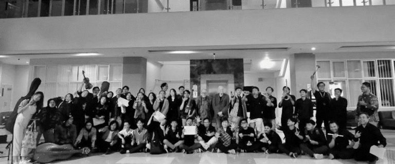 Simfoni Malam: Keindahan Musik Dalam Day Concert Roderik & Piet Hein