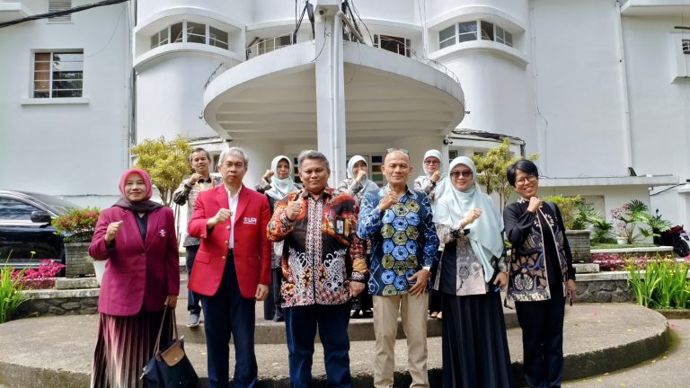 Visiting Re-Akreditasi Perpustakaan UPI, Asesor Perpustakaan Nasional RI Kunjungi UPI
