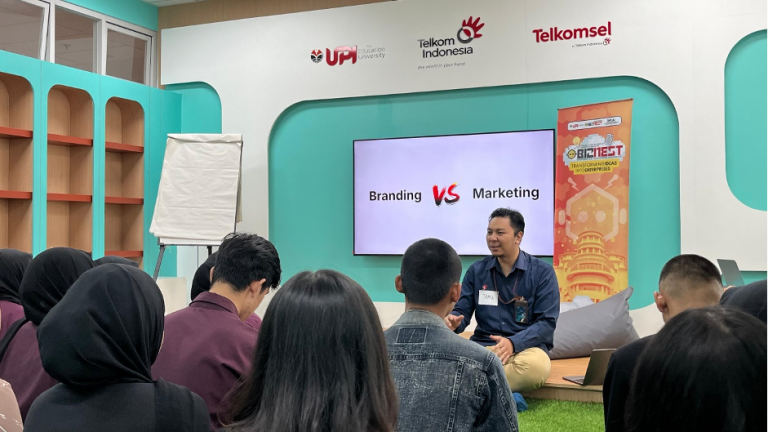 Ramadhan Biznest Bootcamp 2025: Memperkuat Jiwa Kewirausahaan Mahasiswa Melalui Branding 101