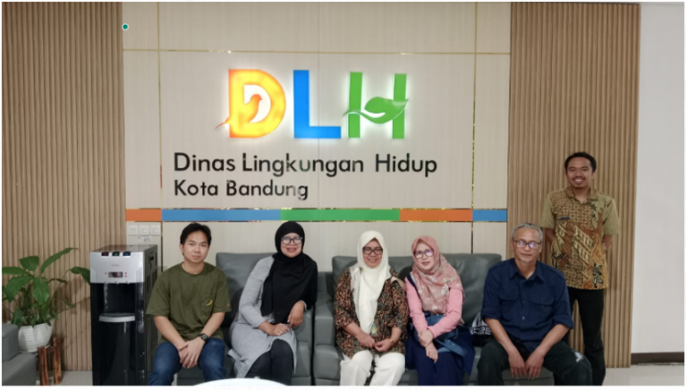 UPI Kembangkan Program Monetisasi Magot  Sebagai Alternatif Pengolahan Sampah Profit dan Berkelanjutan Tingkat Kelurahan