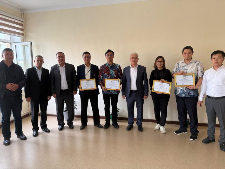 Lima Dosen UPI Laksanakan Program Visiting Scholar di Chirchik State Pedagogical University, Uzbekistan