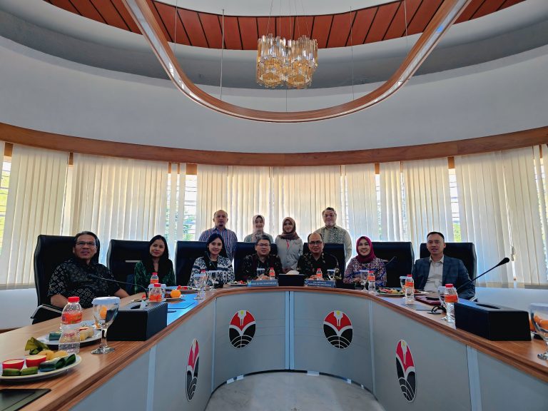 FPEB UPI dan Bursa Efek Indonesia (BEI) Bahas Kerjasama Peningkatan Literasi Keuangan dan Investasi Bagi Masyarakat. 