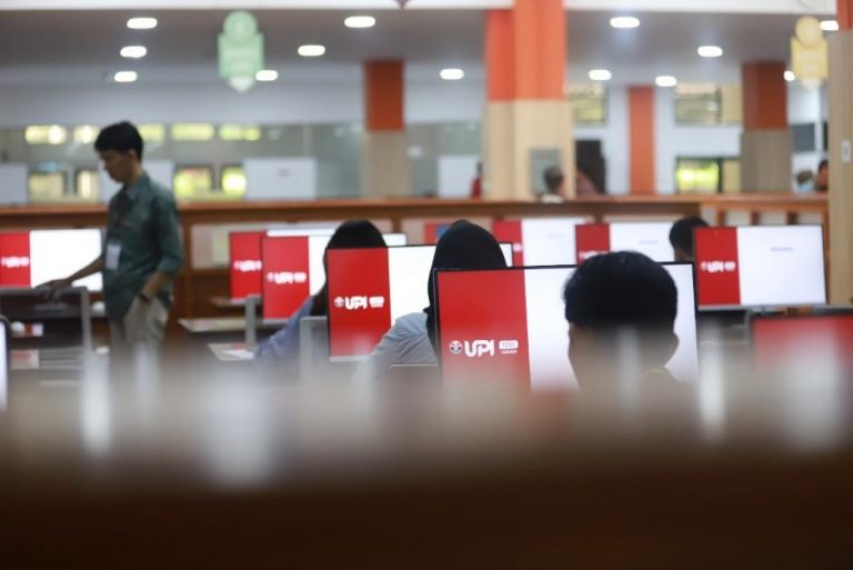 UPI Fasilitasi Seleksi Kompetensi untuk Program Perbaikan RUTILAHU Jawa Barat