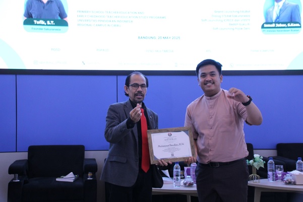 Bedah Buku AI Karya Prof. Deni Darmawan di UPI Cibiru