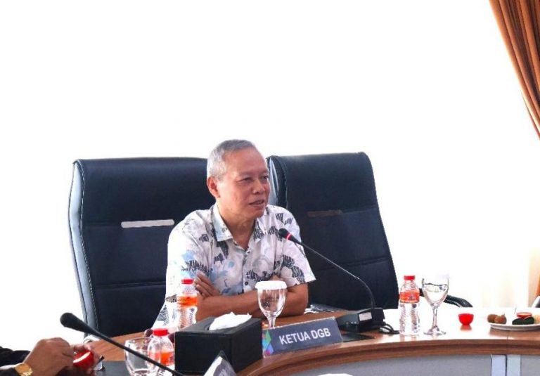 Harapan Ketua DGB: Guru Besar Bukan Jadi Tujuan Akhir, Melainkan Tahap Awal untuk Lebih Berdedikasi dan Inovasi