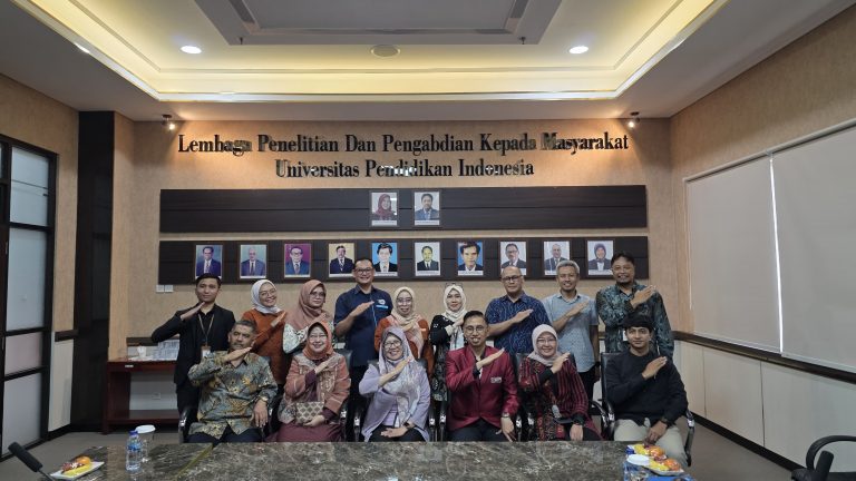 PT. Diwangkara Wihaya Nusantara Hibahkan Dana Penelitian Rp2,46 Miliar kepada UPI