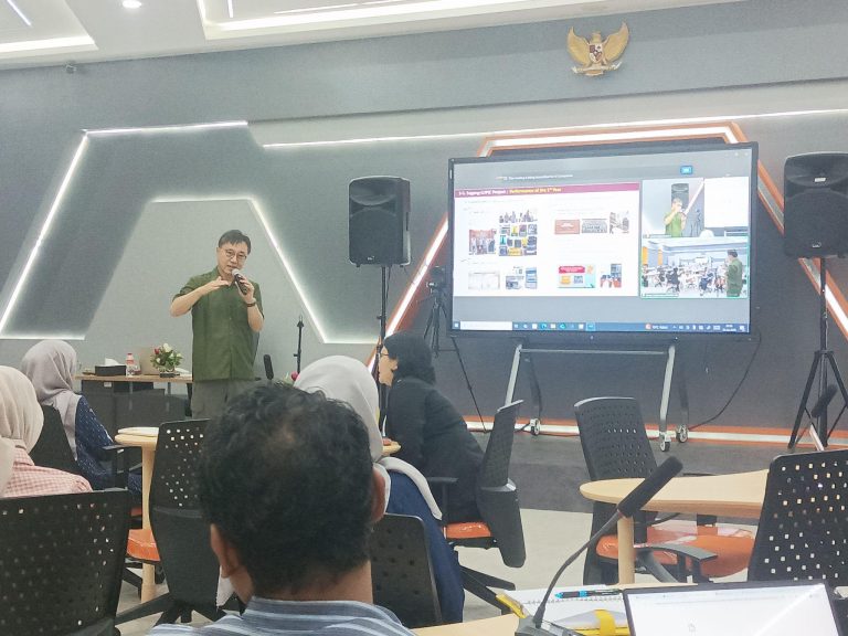Teacher Training in Riau Islands: Welcoming the Future of Education Through Artificial Intelligence, and Professionalism Enhancement for Teachers in Korea
