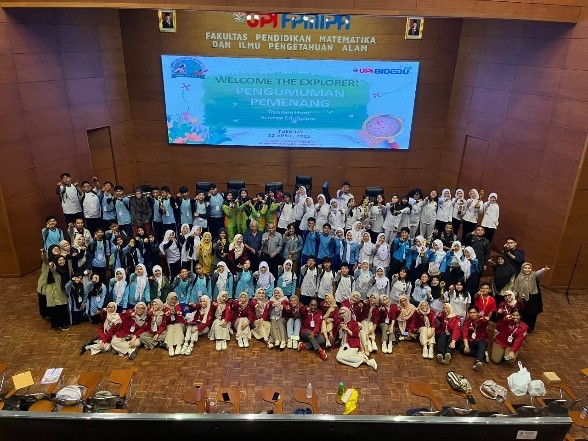 Transformasi Pembelajaran Biologi Abad ke-21 melalui Science EduXplore Berbasis Experiential dan Cooperative Learning: Best Practice Kelas Partisipatif Kolaboratif