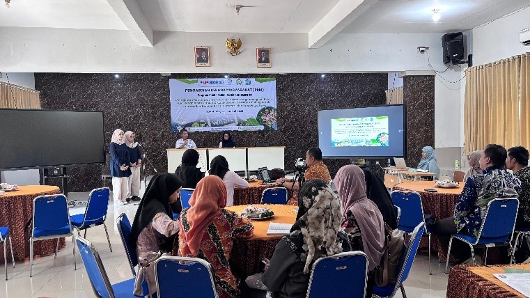 Kreatif Tangani Food Waste dan Dukung SDGs: Guru Biologi Sukabumi Mengikuti Pelatihan Pengembangan Bahan Ajar Berbasis Design Thinking