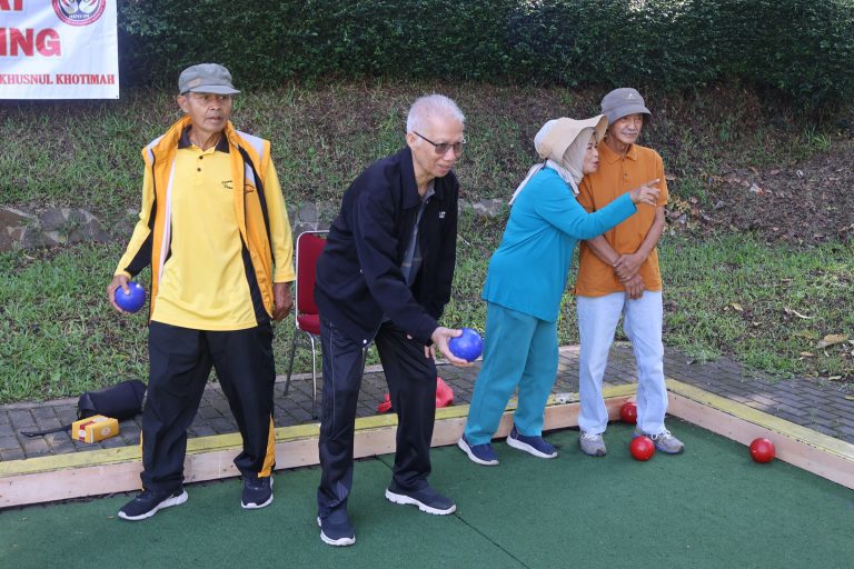 IKAPEN UPI Sukses Gelar Lomba Bocce Tingkat Kota Bandung, Dorong Lansia Aktif dan Mandiri