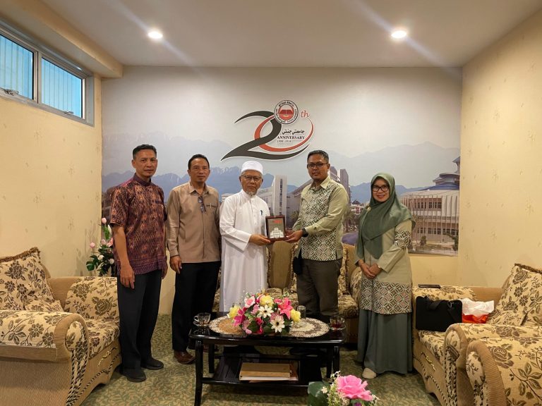 Riset Kolaborasi Dosen FPEB UPI Bersama UiTM Shah Alam, Malaysia dan Fatoni University, Thailand